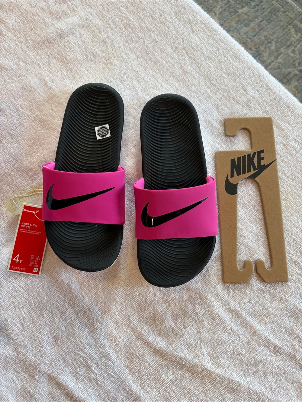 Nike Hot Pink and Black Slide Sandals